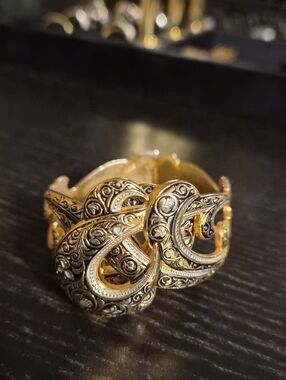 Vintage Bracelet Cuff